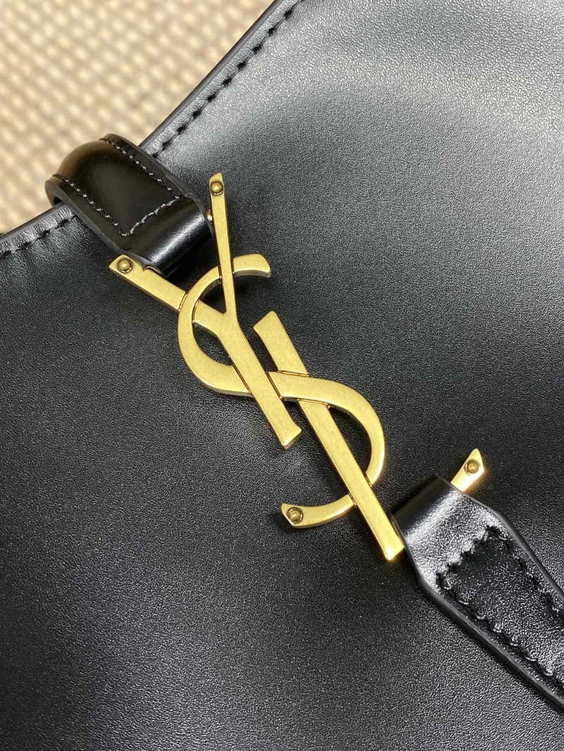 Y51 top handle bags